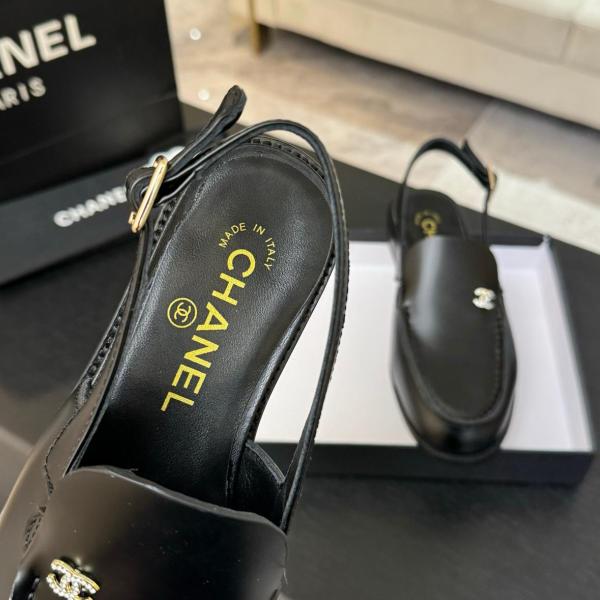 CHANEL 25P Leather Round Toe Buckle Casual Shoes Women's Black