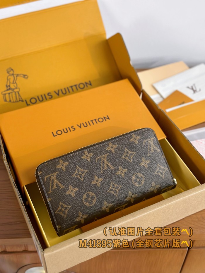 LOUIS VUITTON Zippy Wallet Monogram Fuchsia M41895 size 19.5*2.5*10.5 cm