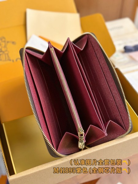 LOUIS VUITTON Zippy Wallet Monogram Fuchsia M41895 size 19.5*2.5*10.5 cm