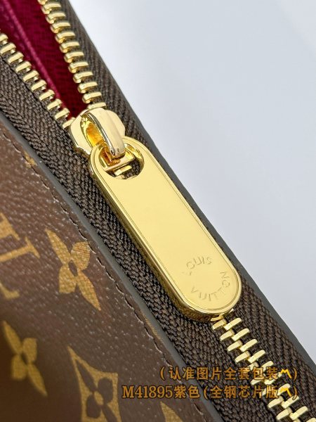 LOUIS VUITTON Zippy Wallet Monogram Fuchsia M41895 size 19.5*2.5*10.5 cm