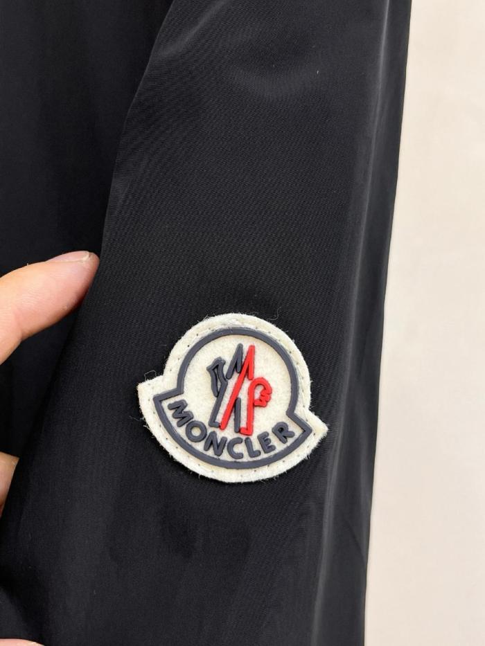 Moncler Grimpeurs Zip Up Hooded Jacket