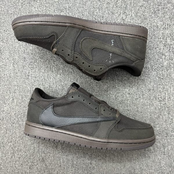 Jordan 1 Retro Low OG SP Travis Scott Velvet Brown