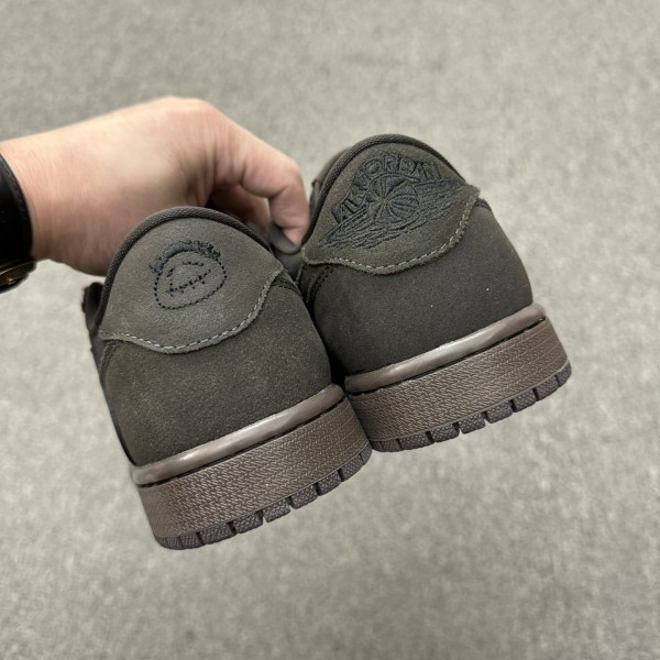 Jordan 1 Retro Low OG SP Travis Scott Velvet Brown