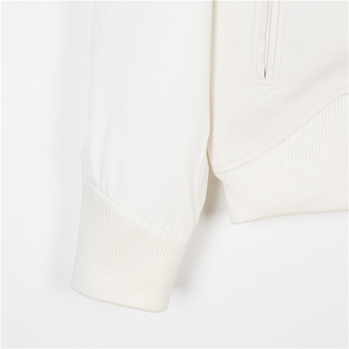 Clothes Louis Vuitton 20250311-4