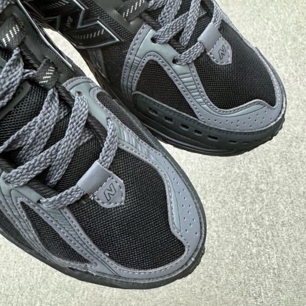 New Balance 1906R Black Phantom