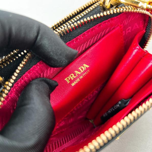 PRADA Leather One Shoulder Crossbody Clutches Mini Women's Black 1NR015_069_F03KJ size Length: 15cm, Width: 10cm