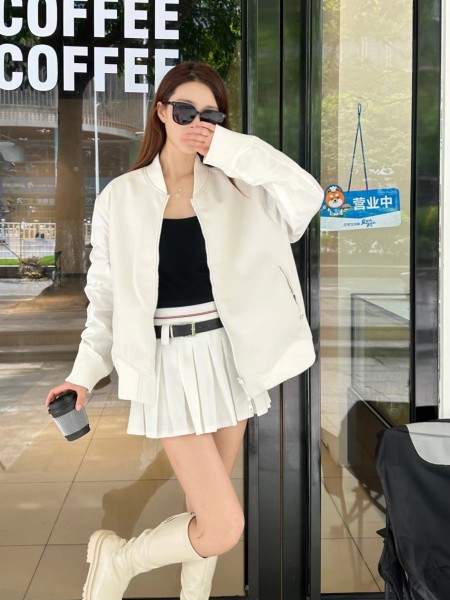 Clothes Louis Vuitton 20250311-4