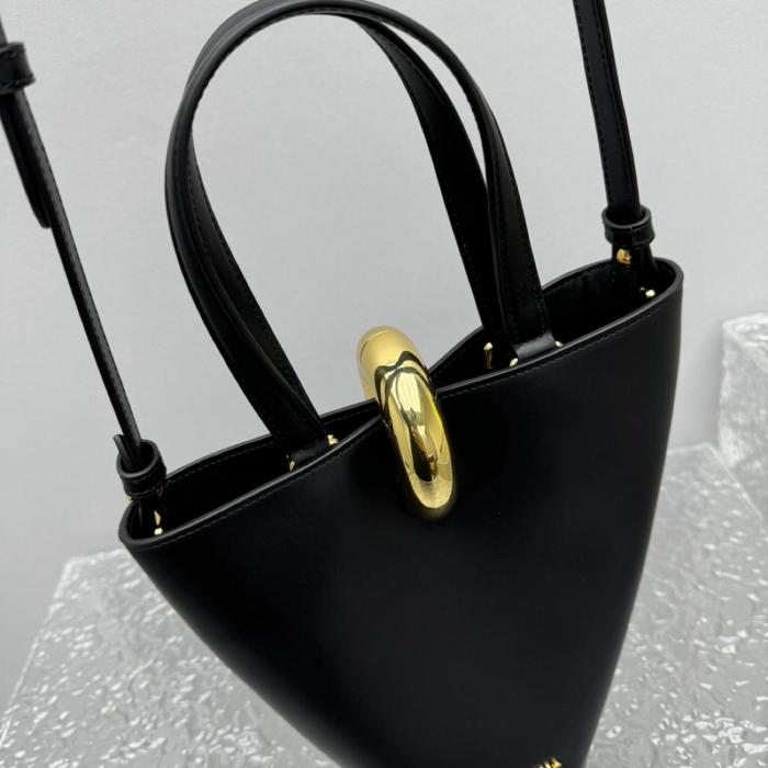 Jacquemus Le Petit Bambola Leather Tote Bag 243BA3893173990 size 24*10*24 cm