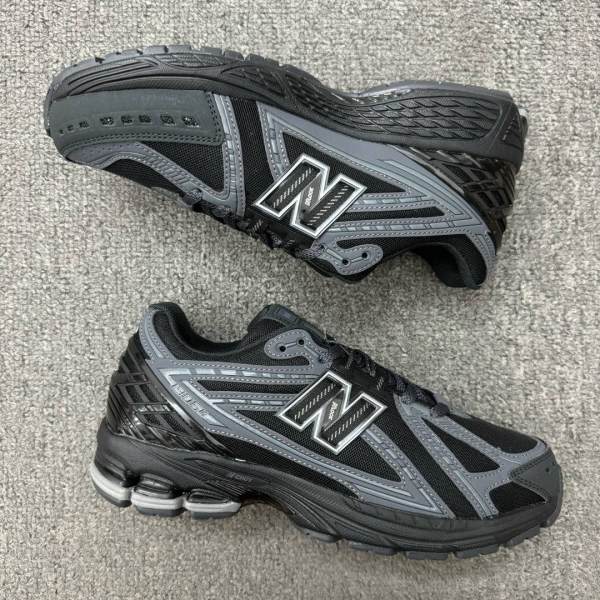 New Balance 1906R Black Phantom