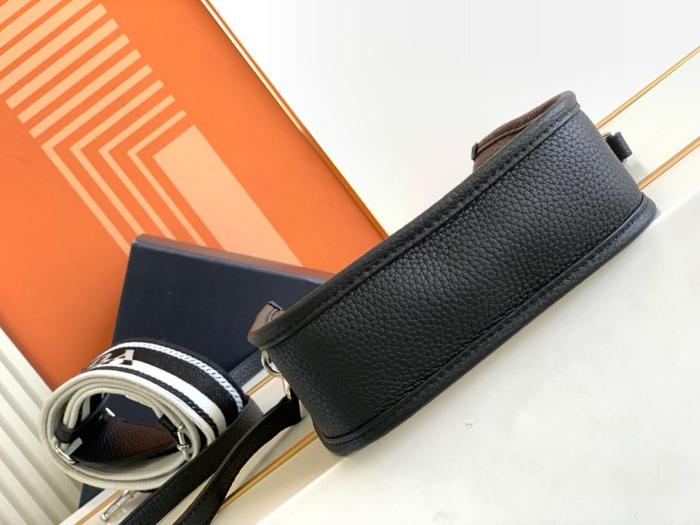 PRADA Leather Messenger Bag Crossbody Bag Shoulder Bag Women's Black 1BH191_2DKV_F0002_V_3OO size 19*6*20 cm