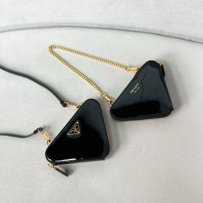 PRADA Leather One Shoulder Crossbody Clutches Mini Women's Black 1NR015_069_F03KJ size Length: 15cm, Width: 10cm