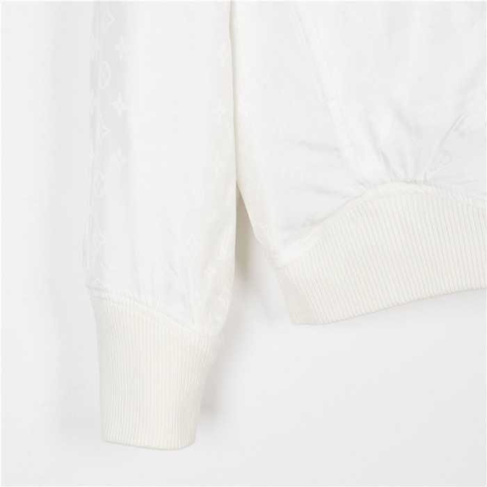 Clothes Louis Vuitton 20250311-4