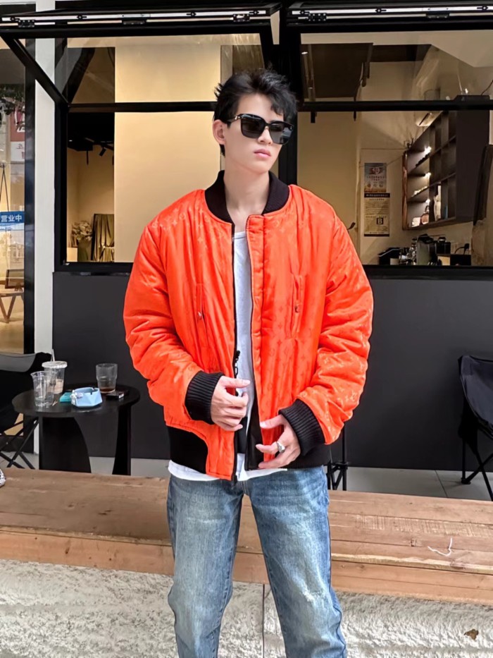  Clothes Louis Vuitton 20250311-3