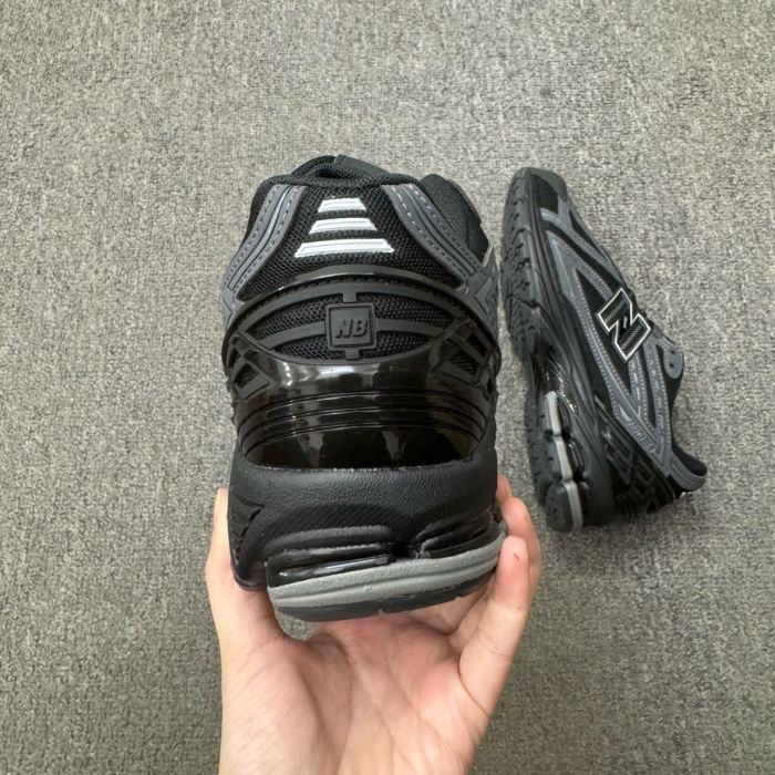 New Balance 1906R Black Phantom