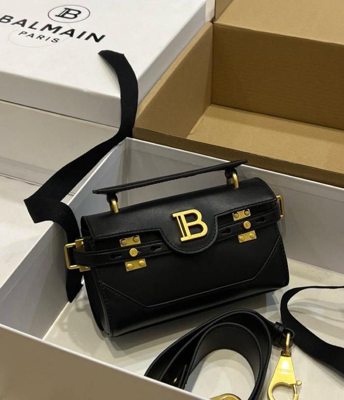 BALMAIN Leather Portable Crossbody Bag Shoulder Bag Women's Black XN0AE742LPRS size 19*6*10 cm