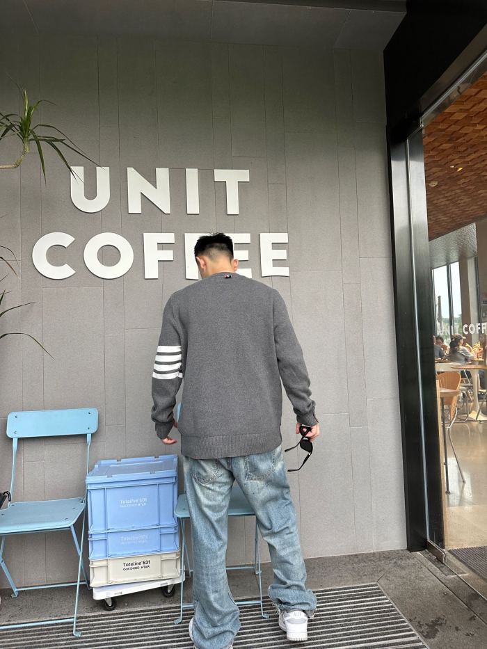  Clothes Thom Browne 20250312-2