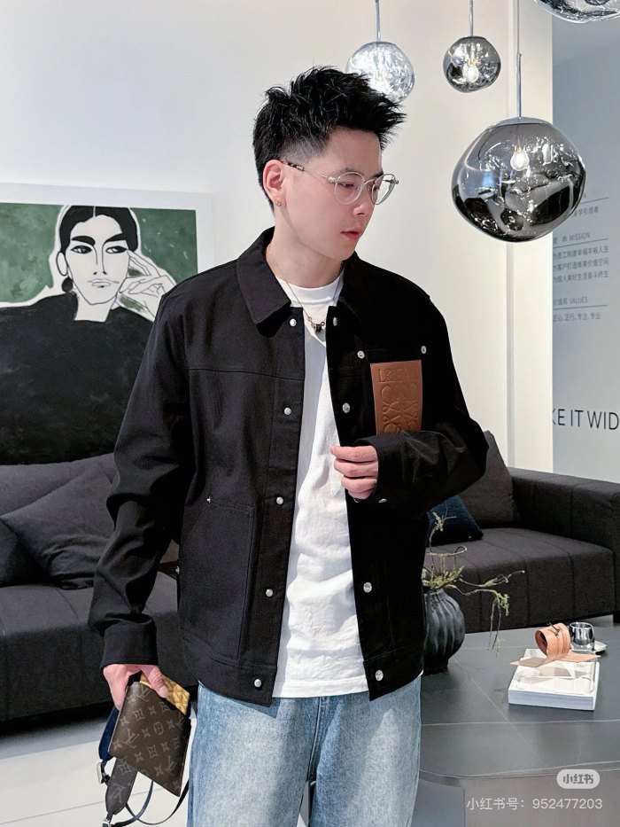  Clothes Loewe 20250312-1