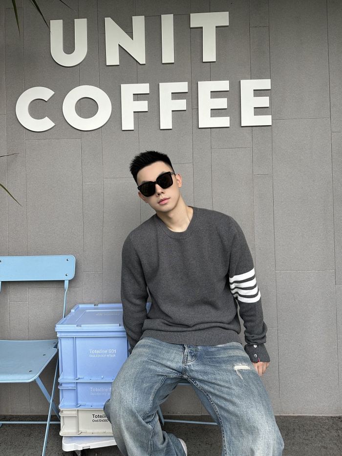  Clothes Thom Browne 20250312-2