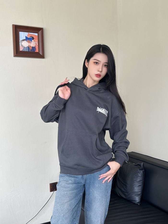 Clothes Balenciaga 20250312-3