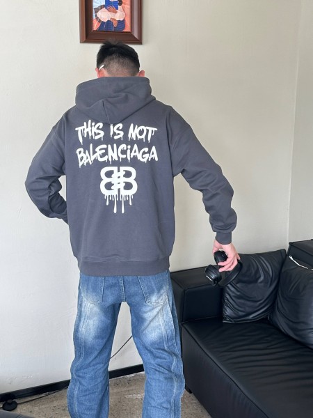 Clothes Balenciaga 20250312-3