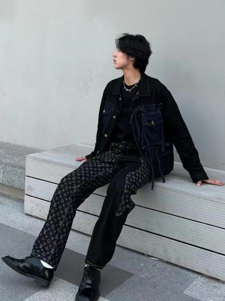 Clothes Louis Vuitton 20250312-4