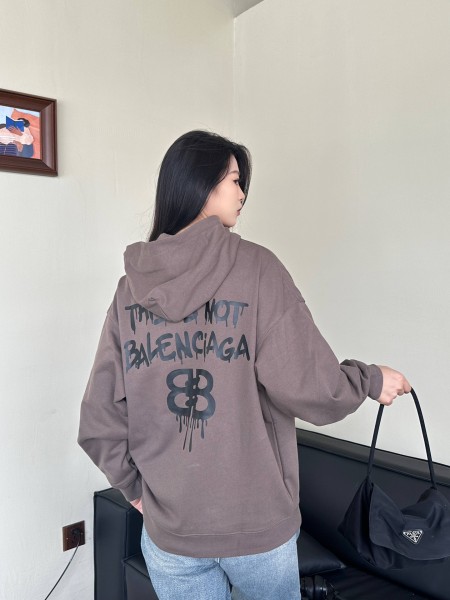 Clothes Balenciaga 20250312-2