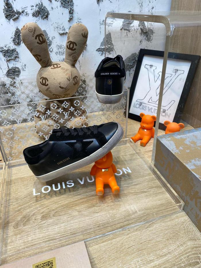 Golden Goose Super-Star de hombre de napa negra con estrella y refuerzo del talón de ante negro