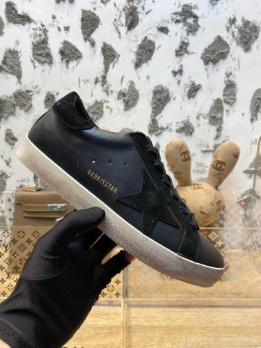 Golden Goose Super-Star de hombre de napa negra con estrella y refuerzo del talón de ante negro