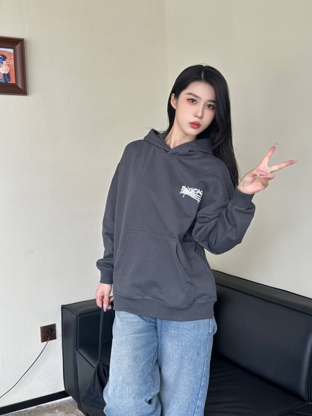 Clothes Balenciaga 20250312-3