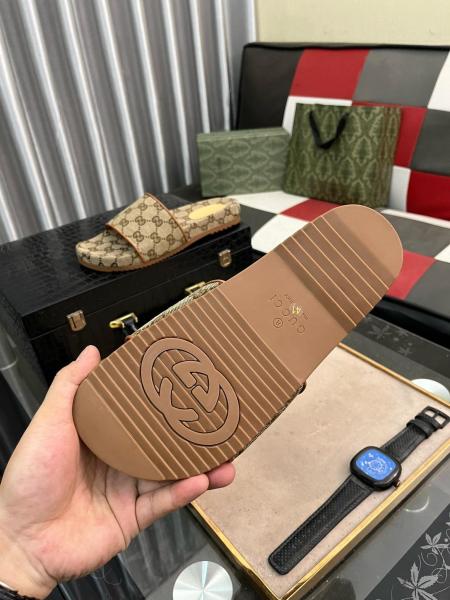 GUCCI Gg Slide Beige Canvas