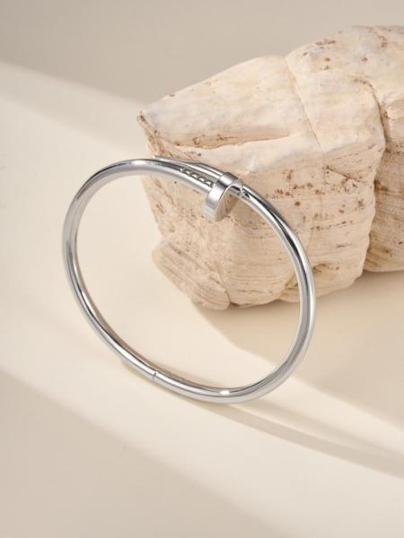 CARTIER Juste un Clou series solid nail shape rhodium plated 18K white gold bracelet silver B6083917