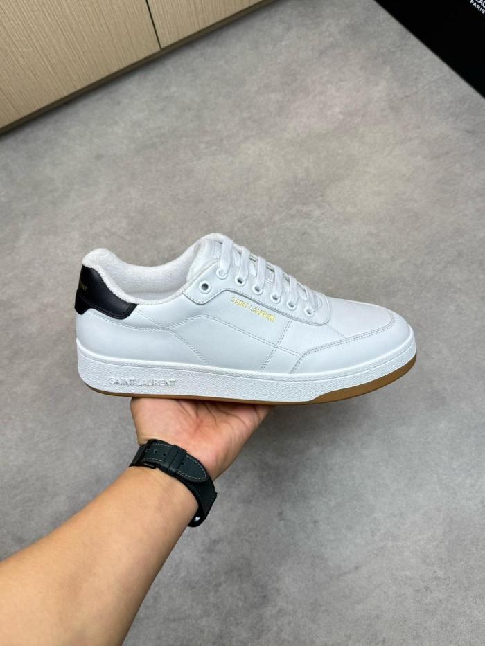 SAINT LAURENT SL/61 Round Toe Lace Up Sneakers