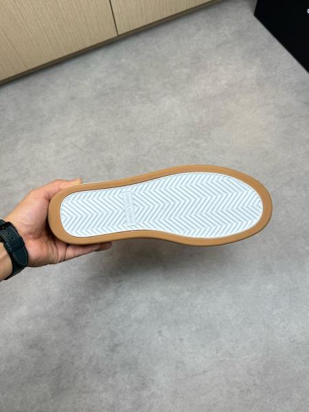 SAINT LAURENT SL/61 Round Toe Lace Up Sneakers