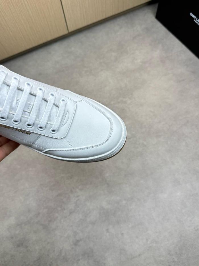 SAINT LAURENT SL/61 Round Toe Lace Up Sneakers