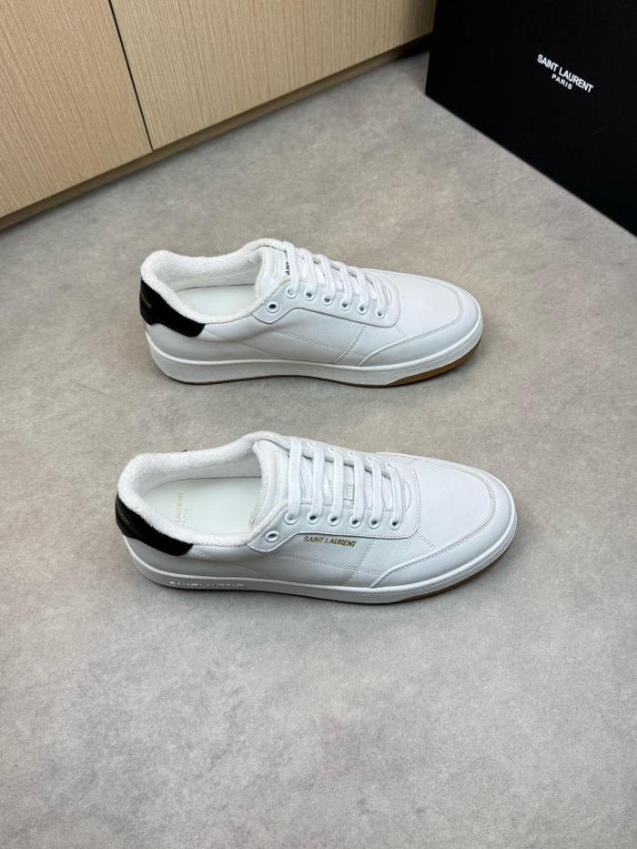 SAINT LAURENT SL/61 Round Toe Lace Up Sneakers