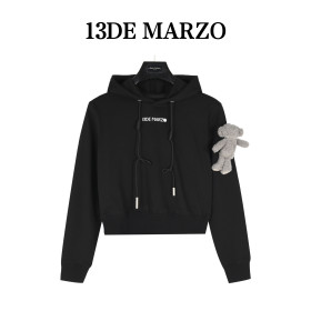 Clothes 13DeMarzo 20250325-1