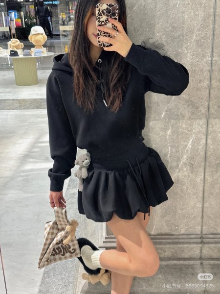 Clothes 13DeMarzo 20250325-1