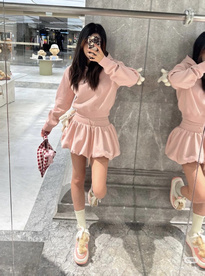 Clothes 13DeMarzo 20250325-6