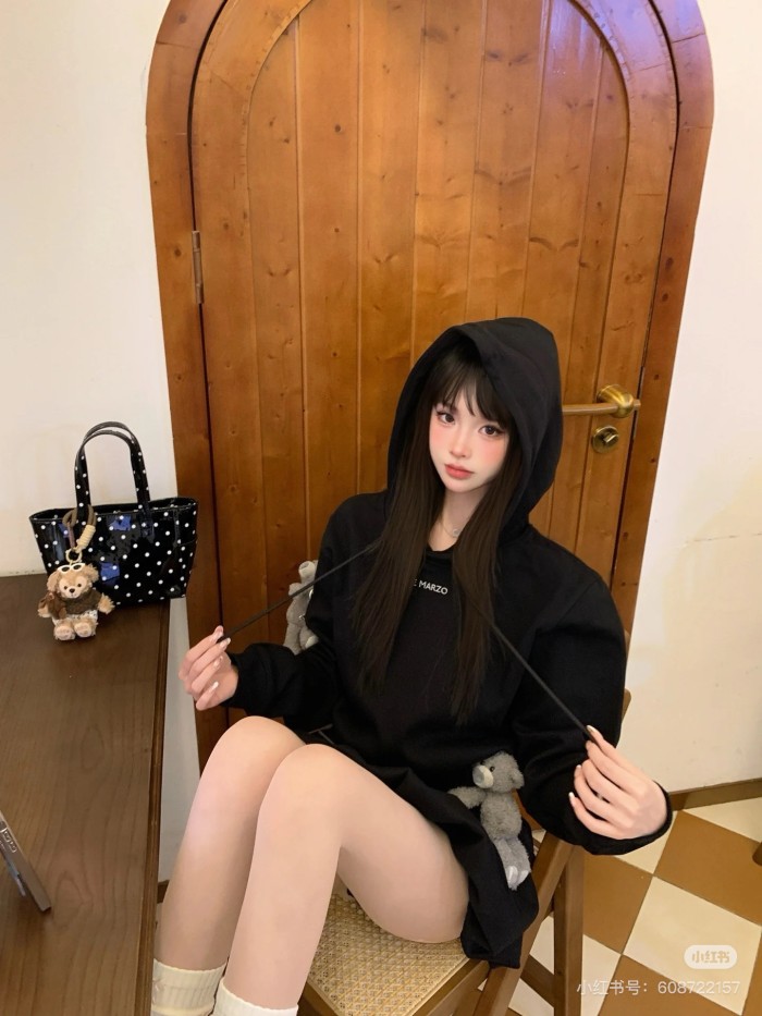 Clothes 13DeMarzo 20250325-1