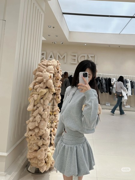 Clothes 13DeMarzo 20250325-5