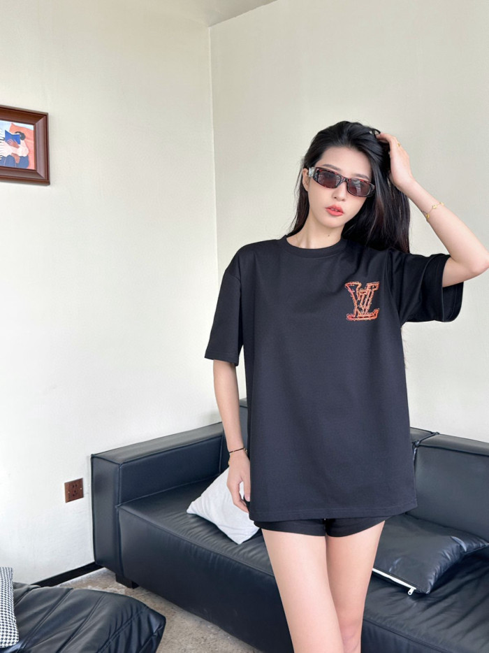 Clothes Louis Vuitton 20250327-2