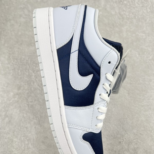 Jordan 1 Low SE Football Grey White Gym Red Midnight Navy