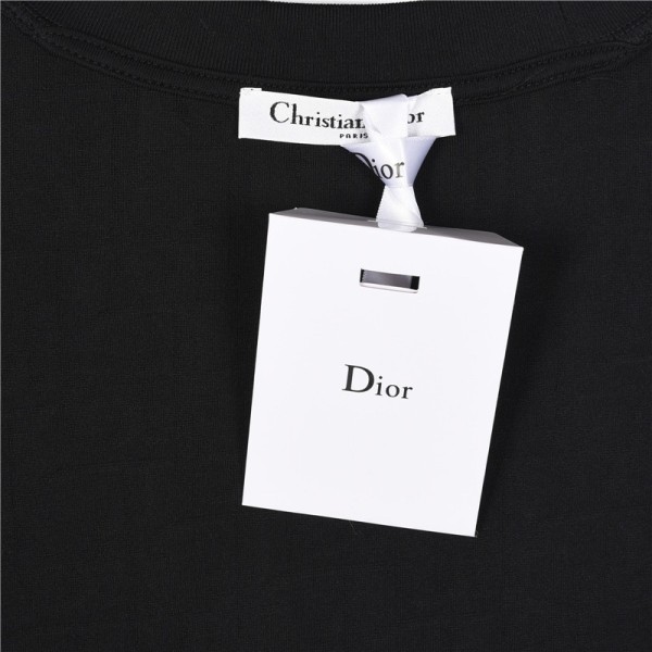  Clothes Dior 20250327-1