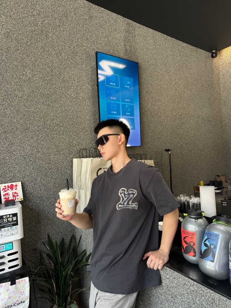  Clothes Louis Vuitton 20250327-5