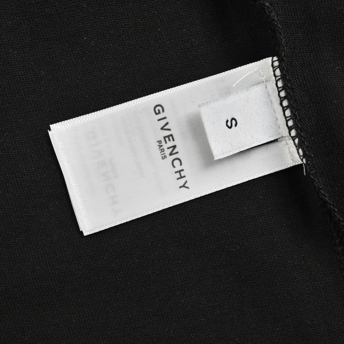 Clothes Givenchy 20250327-2