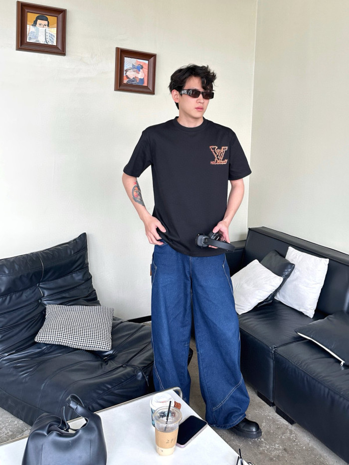 Clothes Louis Vuitton 20250327-2