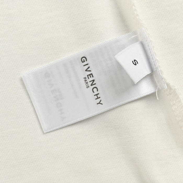 Clothes Givenchy 20250327-1