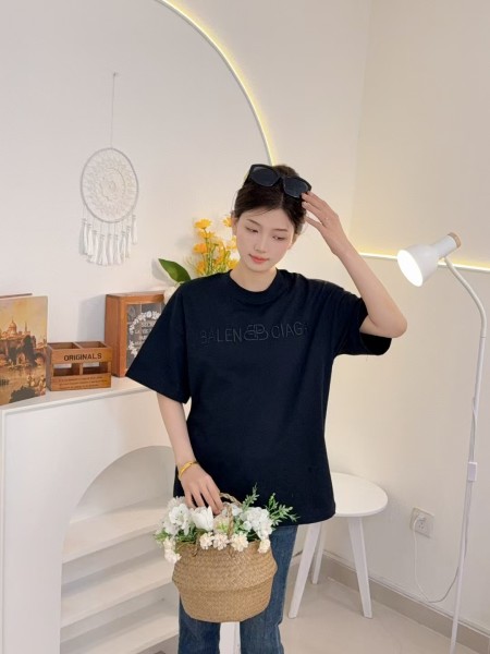 Clothes Balenciaga 20250327-3