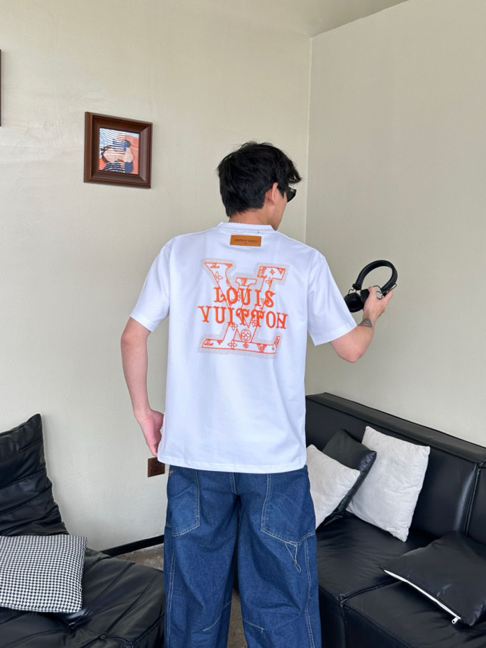 Clothes Louis Vuitton 20250327-1