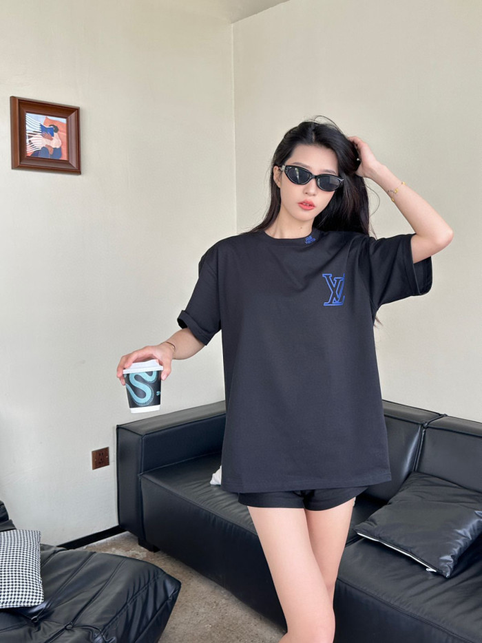 Clothes Louis Vuitton 20250329-2